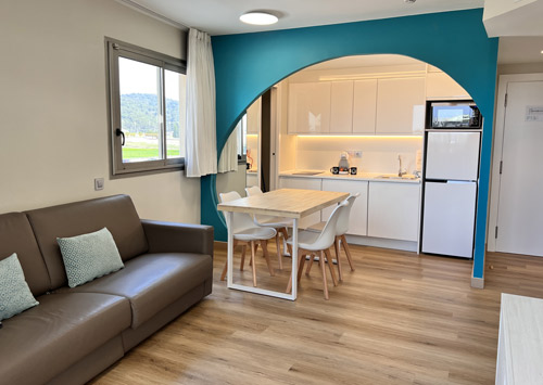 APPARTEMENT DE LUXE AVEC BAIN TOURBILLON